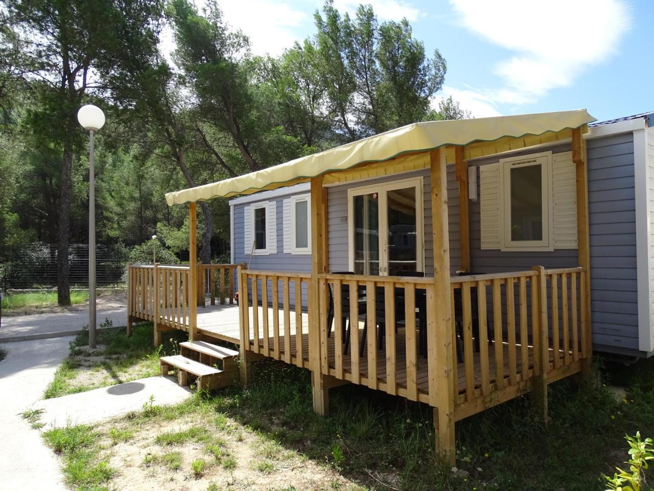 Camping Aux Portes De Cassis Roquefort-la-Bedoule Exterior photo